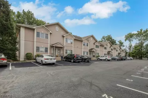 485 Saddle River Rd #1, Saddle Brook, NJ 07663