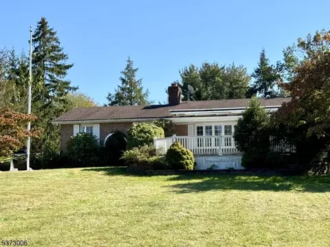 1134 Old York Rd, Ringoes, NJ 08551
