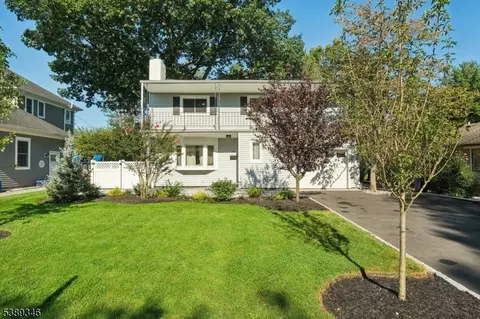 66 Fieldstone Dr, Springfield, NJ 07081 photo 2