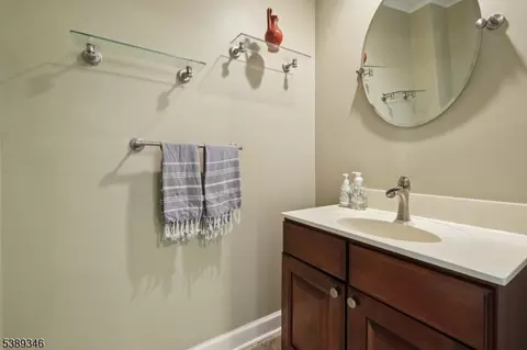 66 Fieldstone Dr, Springfield, NJ 07081 photo 22