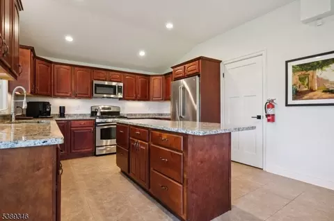 66 Fieldstone Dr, Springfield, NJ 07081 photo 11