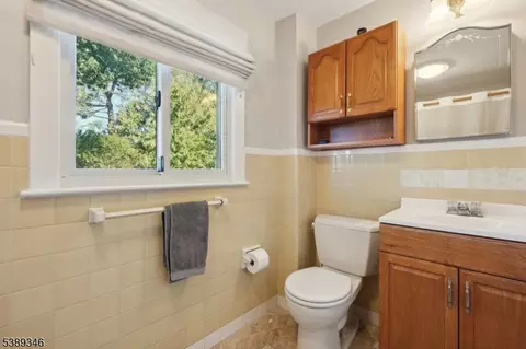66 Fieldstone Dr, Springfield, NJ 07081 photo 16