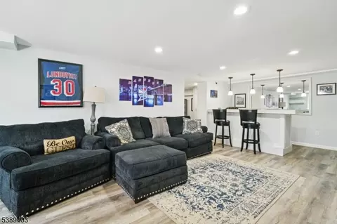 44 Gless Ave, Nutley, NJ 07110 photo 19