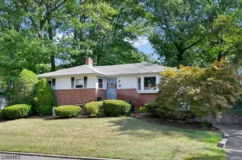 567 Hickory St, Township Of Washington, NJ 07676