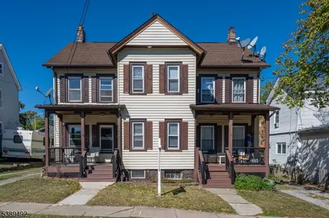 15 17 Townsend St, Newton, NJ 07860