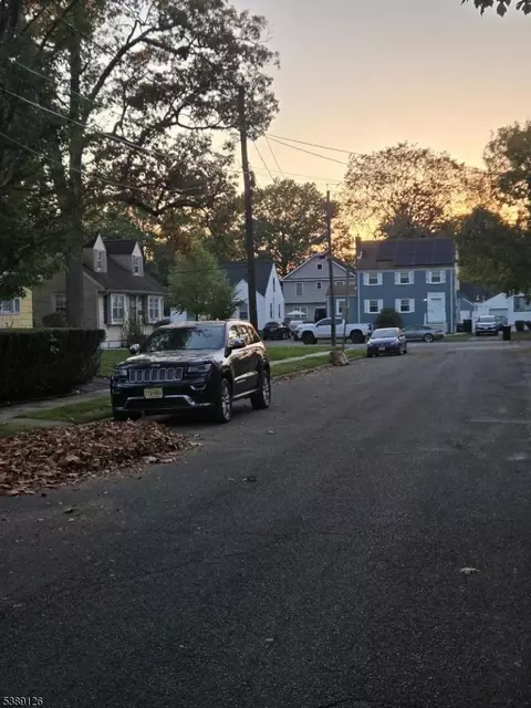 1314 Sunnyside Pl, Plainfield, NJ 07060