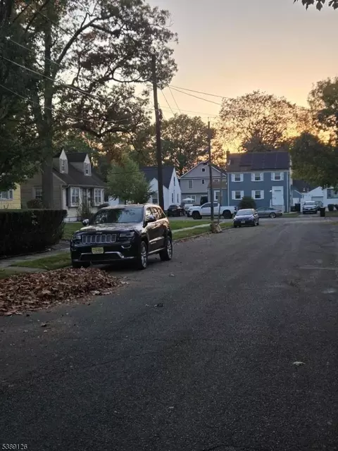 1314 Sunnyside Pl, Plainfield, NJ 07060