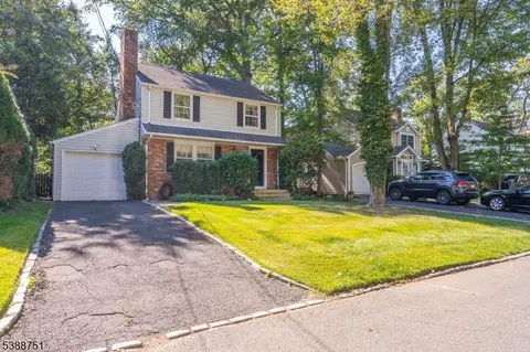 68 Colfax Rd, Springfield, NJ 07081 photo 2