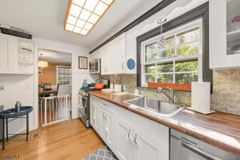 68 Colfax Rd, Springfield, NJ 07081 photo 8