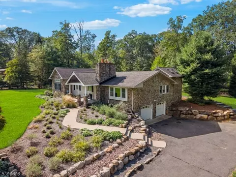 1173 Sherlin Dr, Bridgewater, NJ 08807