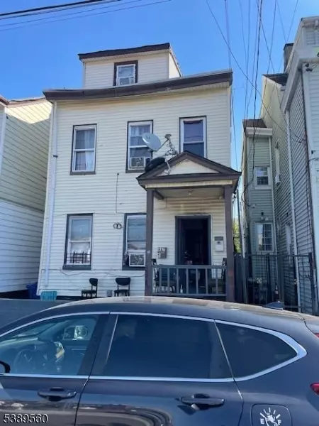 151 Beech St, Paterson, NJ 07501