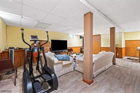 433 Hancock St, Middlesex, NJ 08846 photo 24