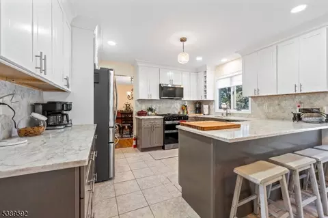 433 Hancock St, Middlesex, NJ 08846 photo 10