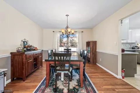 433 Hancock St, Middlesex, NJ 08846 photo 6