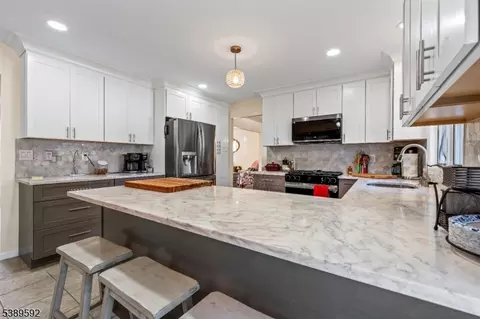 433 Hancock St, Middlesex, NJ 08846 photo 11