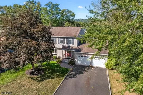 433 Hancock St, Middlesex, NJ 08846 photo 2