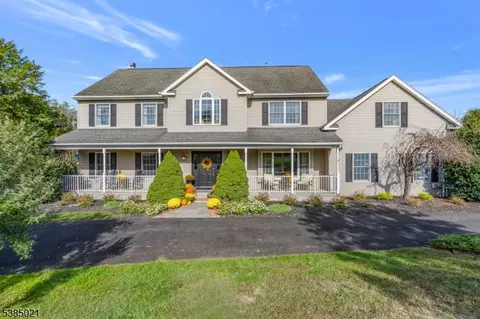 499 Barton Ln, Branchburg, NJ 08853