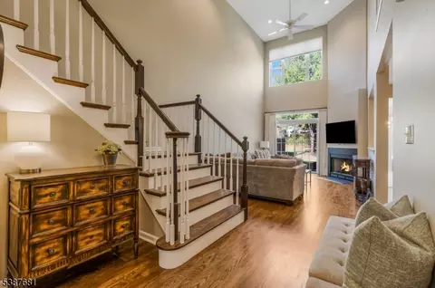 108 Loft Dr, Martinsville, NJ 08836