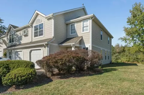 901 Fox Hill Pl, Milford, NJ 08848