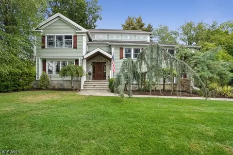 6 Elkin Dr, Livingston, NJ 07039