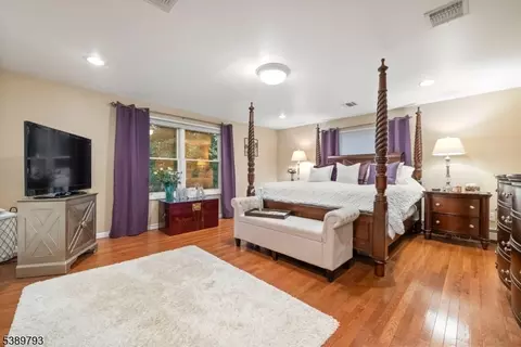 86 Hinchman Ave, Wayne, NJ 07470 photo 15