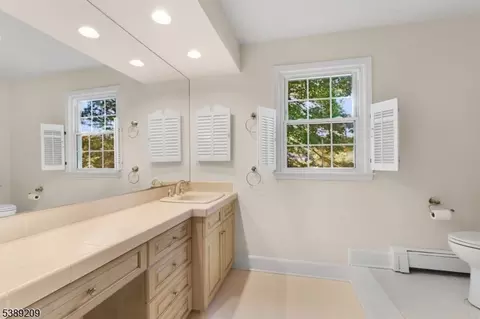 33 Maple Ave, Mendham, NJ 07945 photo 28