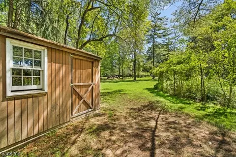 33 Maple Ave, Mendham, NJ 07945 photo 8
