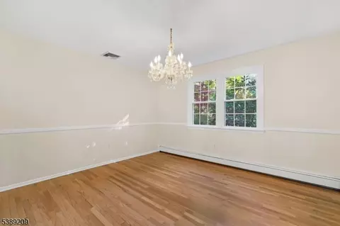33 Maple Ave, Mendham, NJ 07945 photo 12