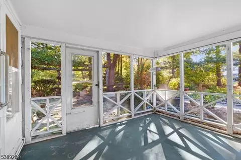 33 Maple Ave, Mendham, NJ 07945 photo 22