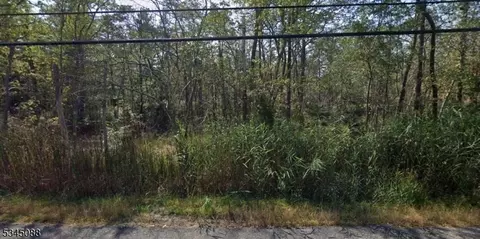 000 Apple St, Hamilton Twp, NJ 08330