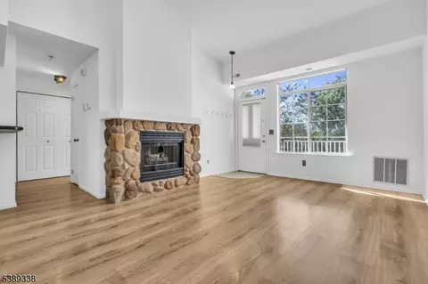 94 Wescott Rd #94, Bedminster, NJ 07921