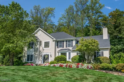 2 Wexford Ct, Randolph Twp, NJ 07945