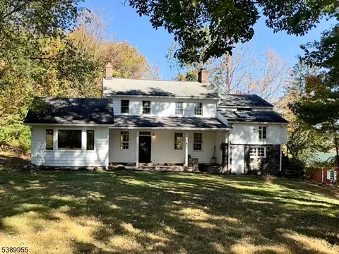 223 Federal Twist Rd, Stockton, NJ 08559
