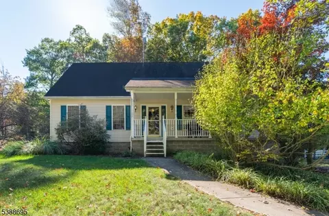 22 Chubby Ln, Montague, NJ 07827