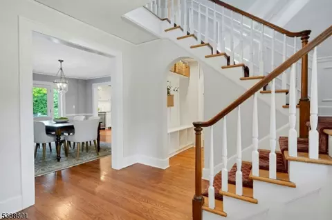 22 Bedford Rd, Summit, NJ 07901 photo 3
