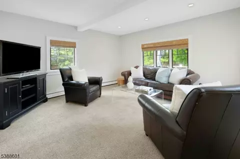 22 Bedford Rd, Summit, NJ 07901 photo 9