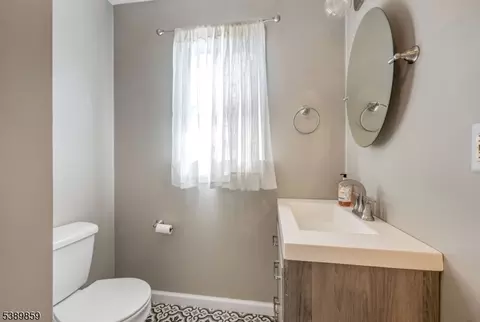 8 Ridge Pl, Wayne, NJ 07470 photo 23