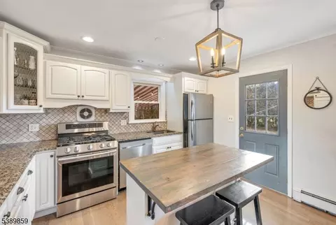 8 Ridge Pl, Wayne, NJ 07470 photo 10