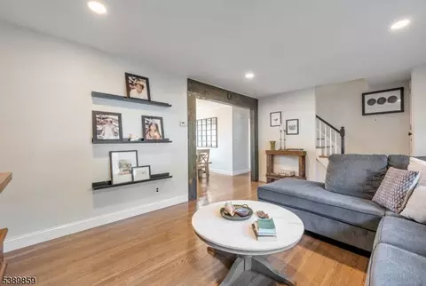 8 Ridge Pl, Wayne, NJ 07470 photo 6