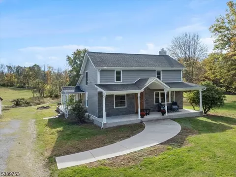 75 Coykendall Rd, Sussex, NJ 07461