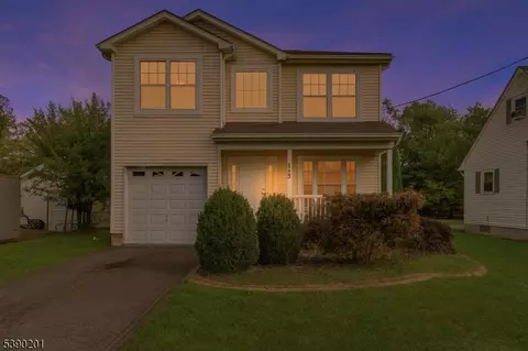 143 Oak St, Bridgewater, NJ 08807