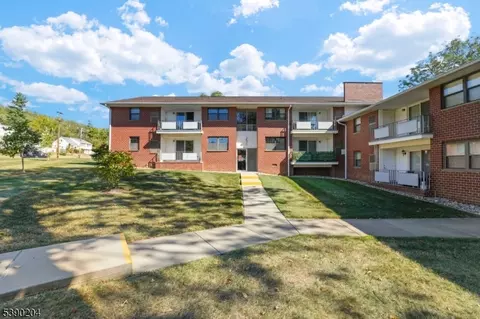 1300 Rock Ave UNIT 4, North Plainfield, NJ 07060