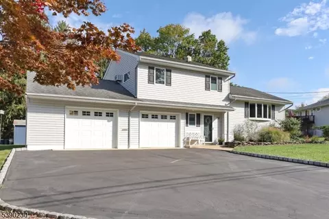 29 Rolling Hills Dr, Wayne, NJ 07470 photo 32