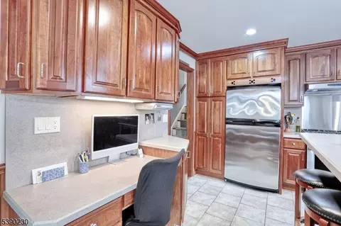 29 Rolling Hills Dr, Wayne, NJ 07470 photo 12