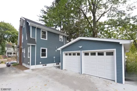 153 Midland Ave, East Orange, NJ 07017