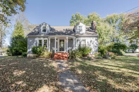 11 Scranton Pkwy, Oxford, NJ 07863