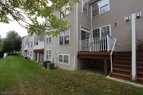 249 Levinberg Ln, Wayne, NJ 07470 photo 43