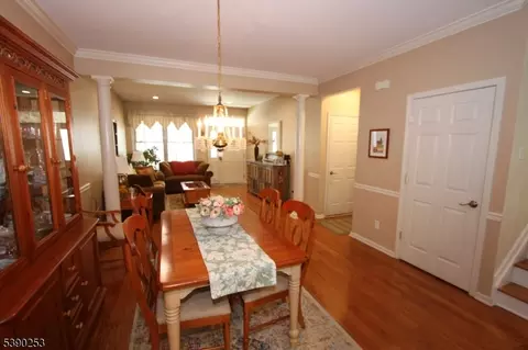 249 Levinberg Ln, Wayne, NJ 07470 photo 10