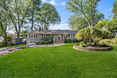 333 Old Tote Rd, Mountainside, NJ 07092