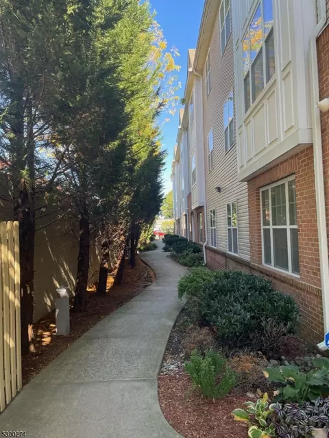 435 Van Houten Ave, Passaic, NJ 07055